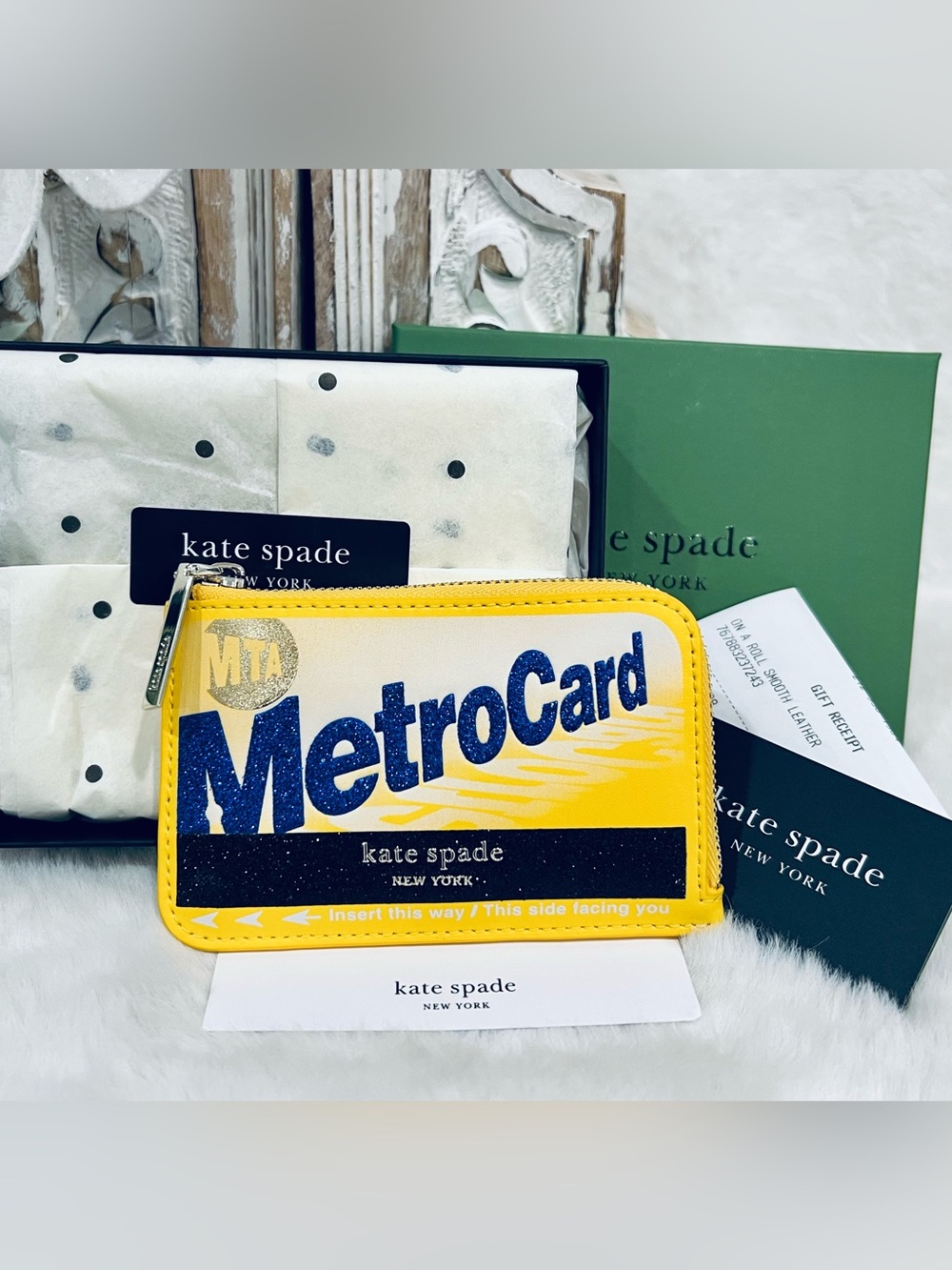 Kate Spade MetroCard Small Wallet card holder L-zip collectible novelty leather